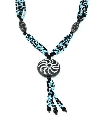 Collier-perles-touareg_5056