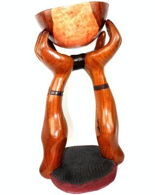 Statuette-main-bois_9798